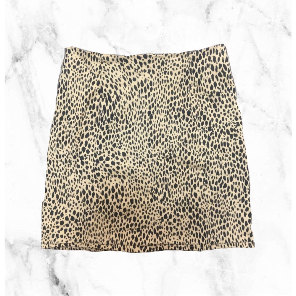 💌 brandy melville skirt